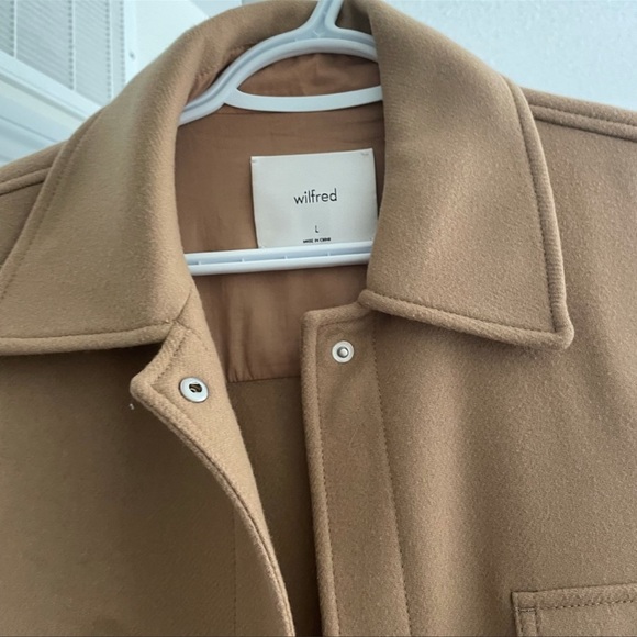 Aritizia Wilfred Rialto Tan Wool Coat with belt - Picture 7 of 12